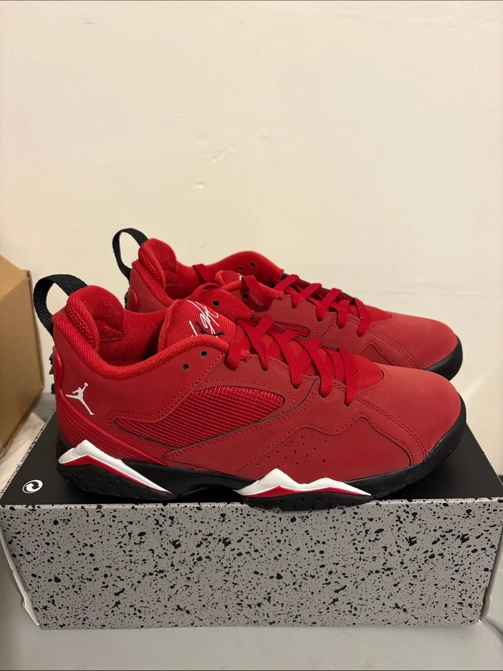 Jordan  MVP 92 Red Low-Top Sneakers with White Jumpman logo New mns sz 8